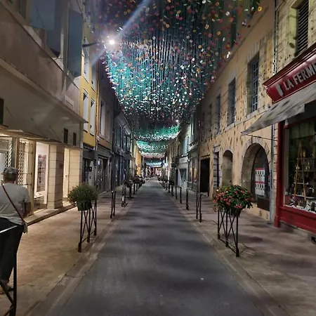 Decouvrez Ancienne Maison De Drapier Du Xvii Siecle Au Coeur De Bastide