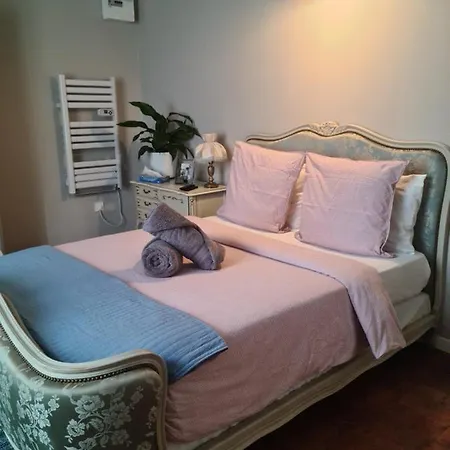 Découvrez Ancienne Maison De Drapier Du Xvii Siecle Au Coeur De Bastide Appartamento