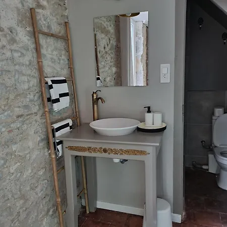 Decouvrez Ancienne Maison De Drapier Du Xvii Siecle Au Coeur De Bastide 아파트 카르카손