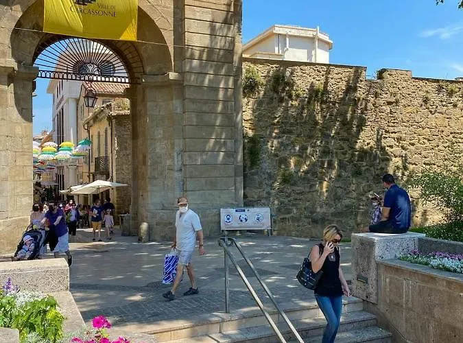Decouvrez Ancienne Maison De Drapier Du Xvii Siecle Au Coeur De Bastide